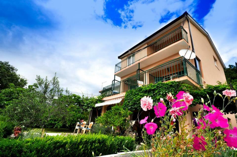 Apartments Franic Ploce  Exterior photo